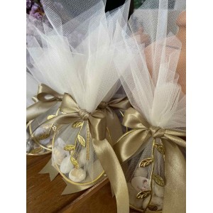 Μπομπονιέρα γάμου μεταλλικός κρίκος ελιά Μπομπονιέρα γάμου μεταλλικός κρίκος ελιά