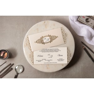 Οικονομικό προσκλητήριο γάμου lasercut  χρυσό ec8221