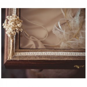 Ξύλινη στεφανοθήκη λουλούδια 1206 Ξύλινη στεφανοθήκη λουλούδια 1206