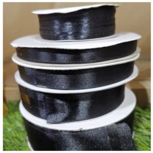 Κορδέλα σατέν διπλής όψης μαύρο χρώμα Κορδέλα σατέν διπλής όψης μαύρο χρώμα