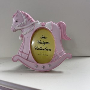 Αλογάκι κουνιστό κορνιζά ev83-03-178